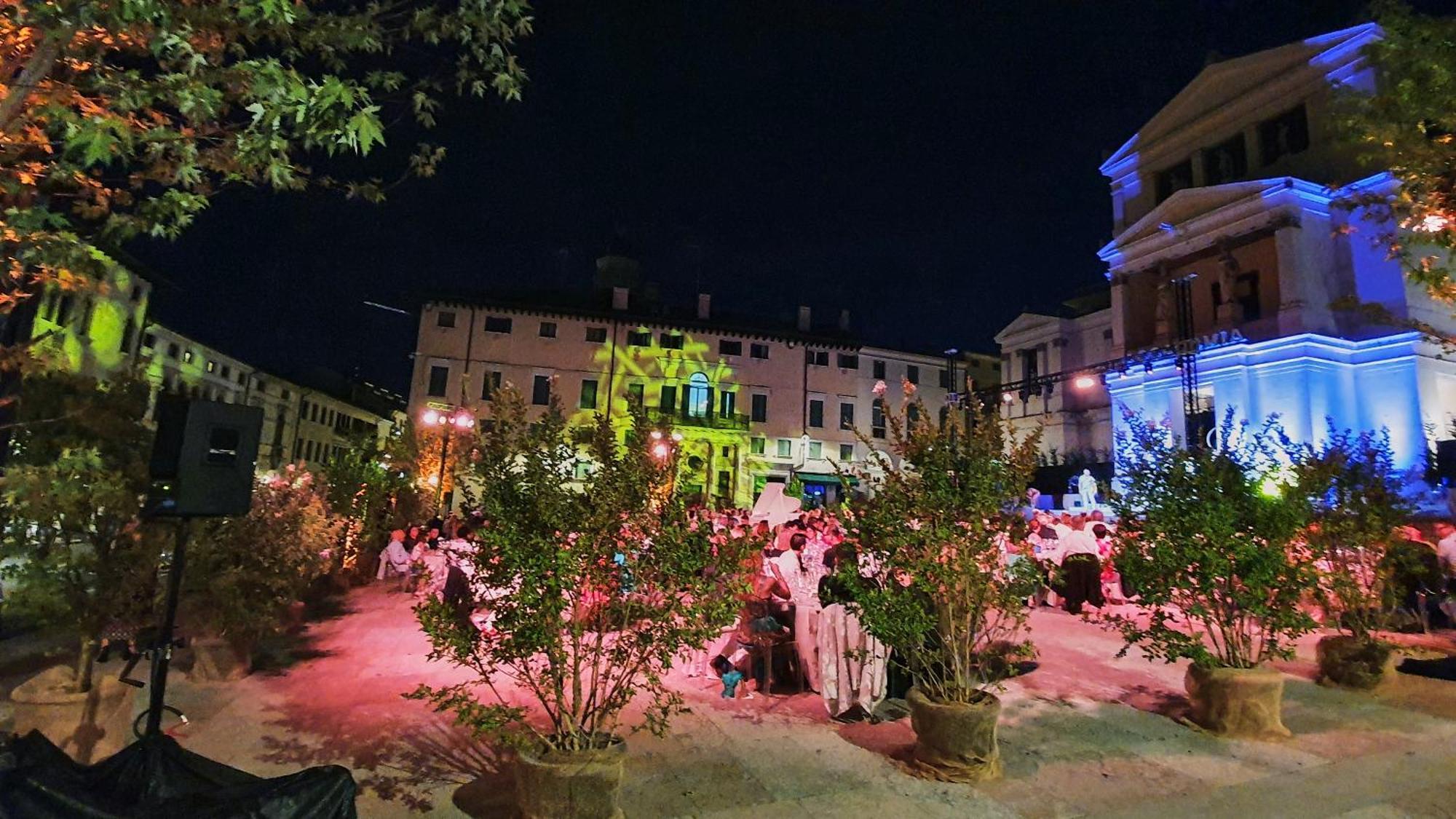 Ferienwohnung Attico Di Piazza Cima Conegliano Exterior foto
