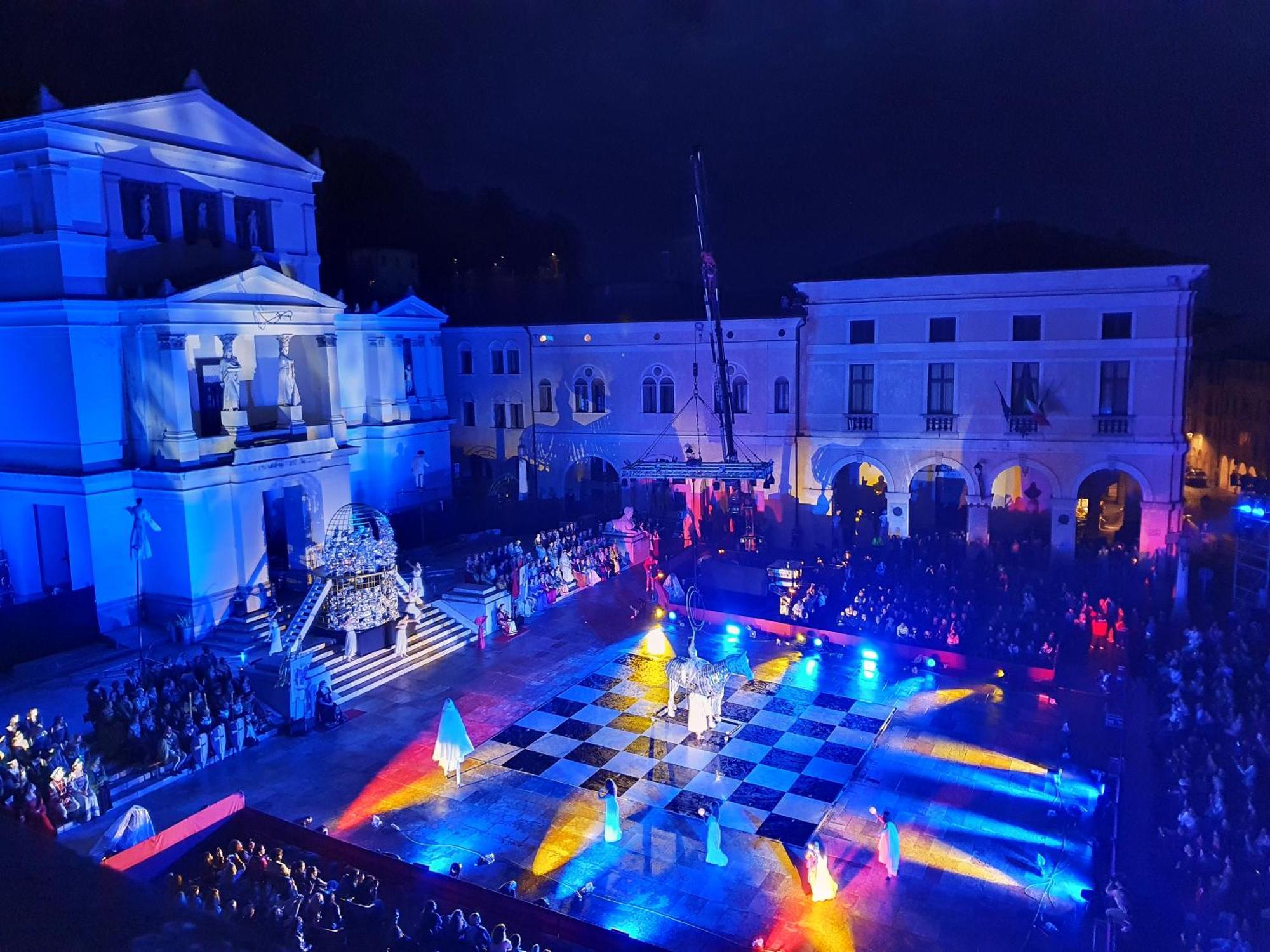 Ferienwohnung Attico Di Piazza Cima Conegliano Exterior foto