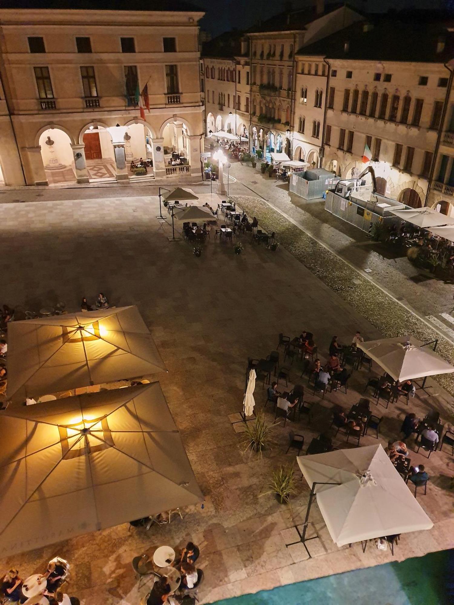 Ferienwohnung Attico Di Piazza Cima Conegliano Exterior foto